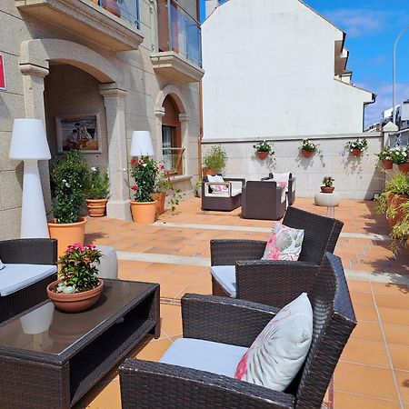 Apartamentos Playa Compostela Vilagarcia de Arousa Luaran gambar